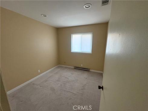 200  Carriage Dr #b  , Santa Ana, CA