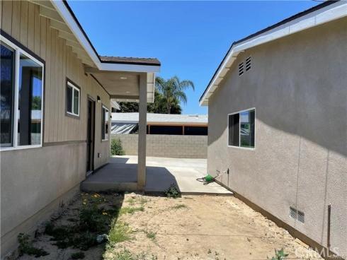 2302 W La Verne   Avenue, Santa Ana, CA