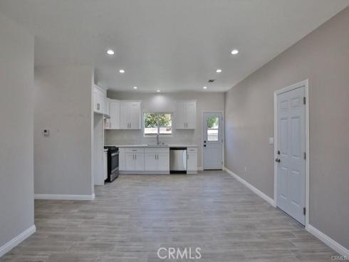 2302 W La Verne   Avenue, Santa Ana, CA