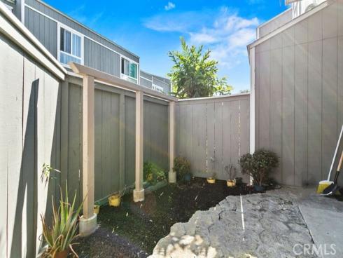 2961 S Fairview  B , Santa Ana, CA