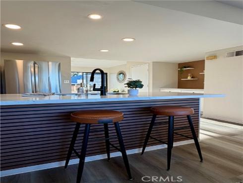 1509 S Raitt , Santa Ana, CA