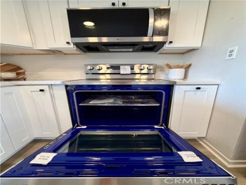 1509 S Raitt , Santa Ana, CA