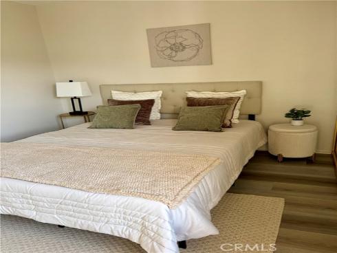 1509 S Raitt , Santa Ana, CA