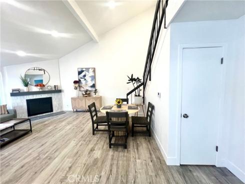 2501 W Sunflower A6 Avenue, Santa Ana, CA