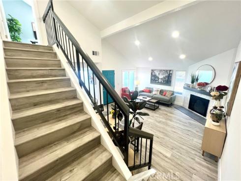 2501 W Sunflower A6 Avenue, Santa Ana, CA