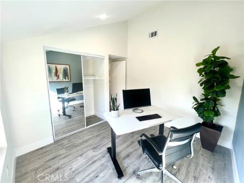 2501 W Sunflower A6 Avenue, Santa Ana, CA