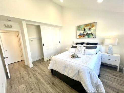 2501 W Sunflower A6 Avenue, Santa Ana, CA