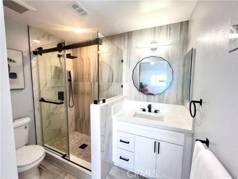 2501 W Sunflower A6 Avenue, Santa Ana, CA