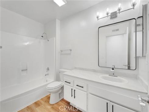 610 S Dennis , Santa Ana, CA