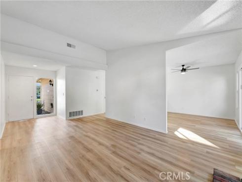 610 S Dennis , Santa Ana, CA