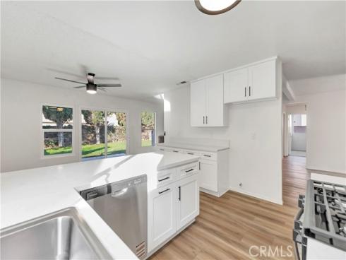 610 S Dennis , Santa Ana, CA