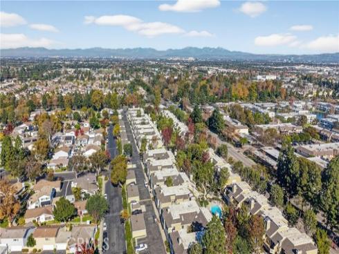 3740 S Bear B , Santa Ana, CA