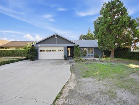 418 W Carol   Avenue, Santa Ana, CA