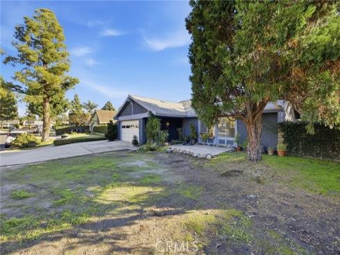 418 W Carol   Avenue, Santa Ana, CA