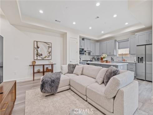 305 N Mountain View   Street, Santa Ana, CA