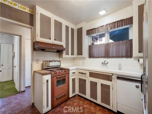 1804 N Heliotrope   Drive, Santa Ana, CA