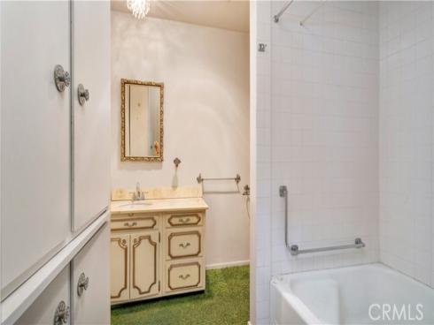 1804 N Heliotrope   Drive, Santa Ana, CA