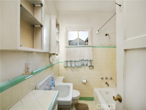 1618 W 9th  , Santa Ana, CA