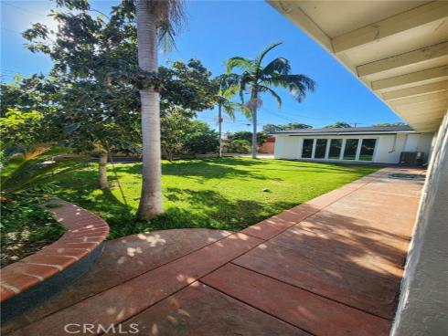 1626 E 15th St , Santa Ana, CA