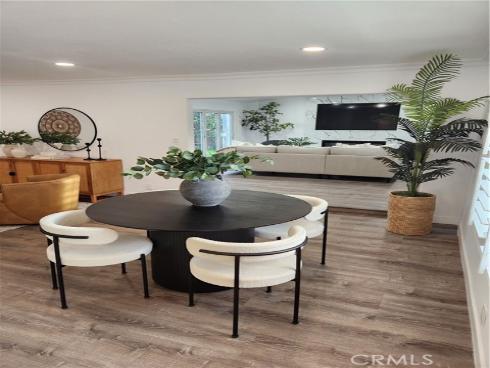 1626 E 15th St , Santa Ana, CA