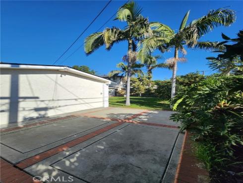 1626 E 15th St , Santa Ana, CA