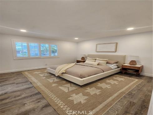 1626 E 15th St , Santa Ana, CA