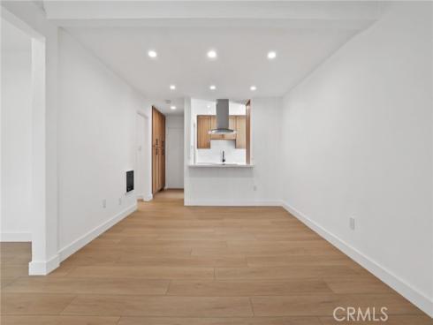 1030 W Macarthur 90 , Santa Ana, CA