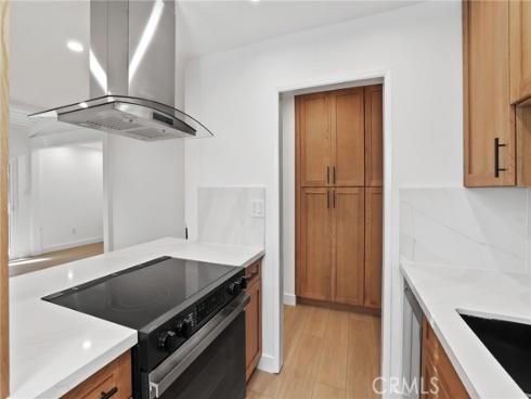 1030 W Macarthur 90 , Santa Ana, CA