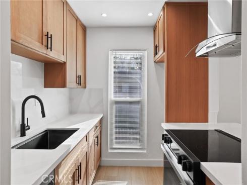 1030 W Macarthur 90 , Santa Ana, CA