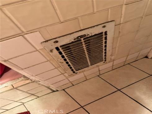 1413  Highland  , Santa Ana, CA