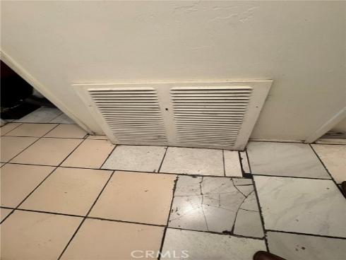 1413  Highland  , Santa Ana, CA