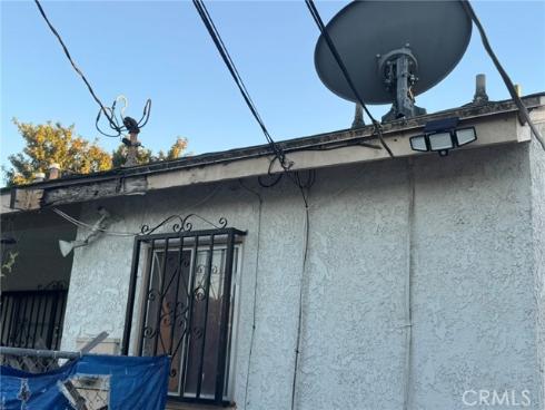 1413  Highland  , Santa Ana, CA