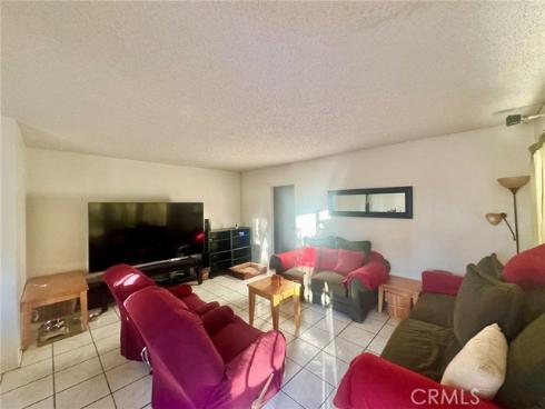 1413  Highland  , Santa Ana, CA