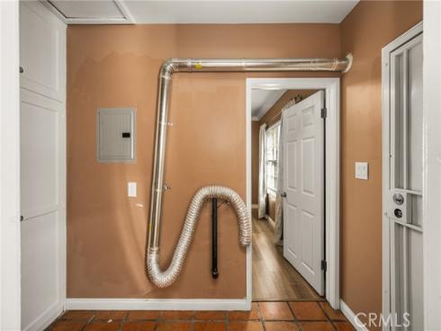 801 W 17th Street , Santa Ana, CA