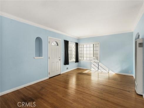 801 W 17th Street , Santa Ana, CA