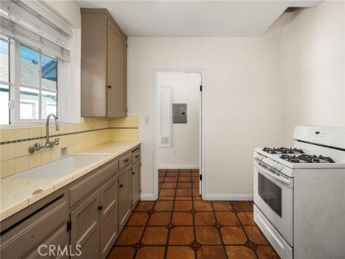 801 W 17th Street , Santa Ana, CA