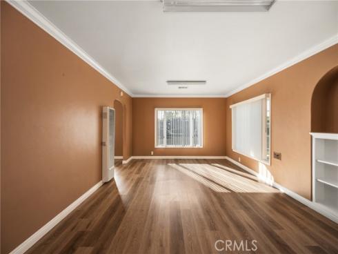 801 W 17th Street , Santa Ana, CA