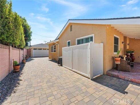 1116 W 21st Street, Santa Ana, CA