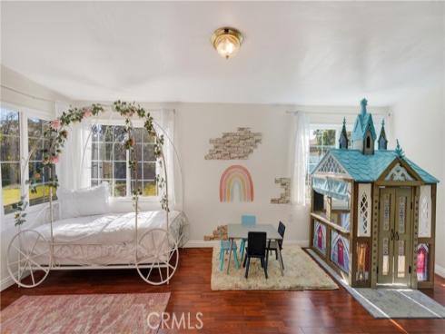 2422 Bern Lane, Santa Ana, CA