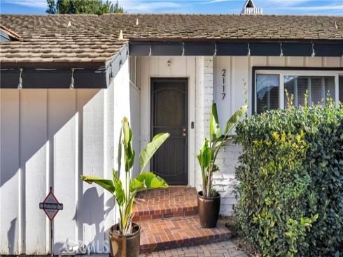 2117 N Towner , Santa Ana, CA