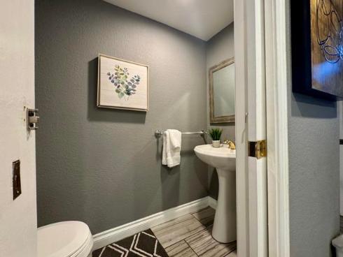 2518 N Tustin E Avenue, Santa Ana, CA