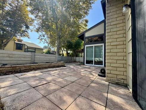 2518 N Tustin E Avenue, Santa Ana, CA