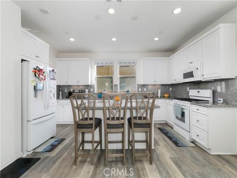 582 S Harbor Blvd , Santa Ana, CA