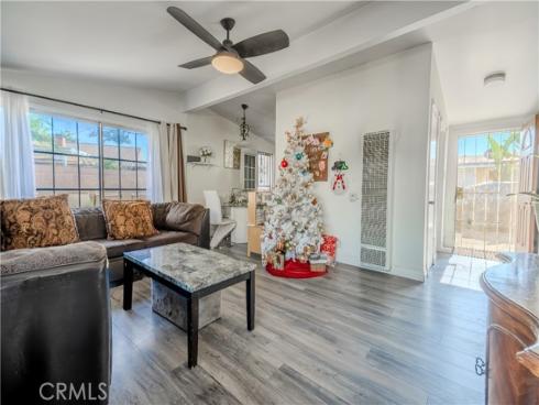 513  Nottingham   Avenue, Santa Ana, CA