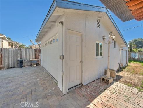 1026 W Pine  , Santa Ana, CA