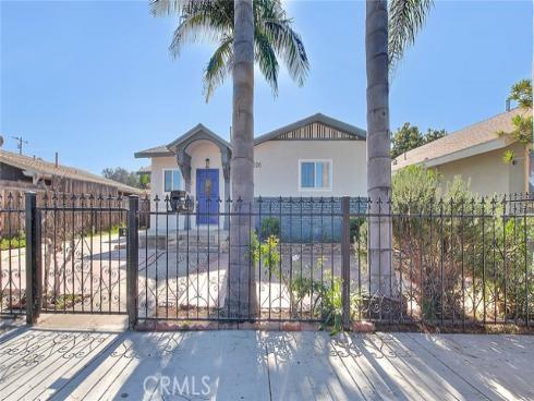 1026 W Pine  , Santa Ana, CA