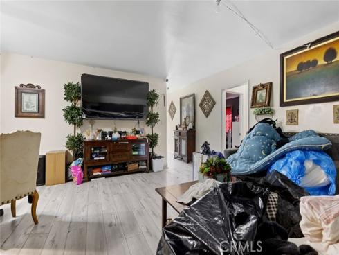 2005 W 11th , Santa Ana, CA