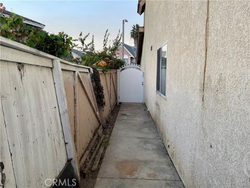 3100 Jeannie Cmn , Santa Ana, CA