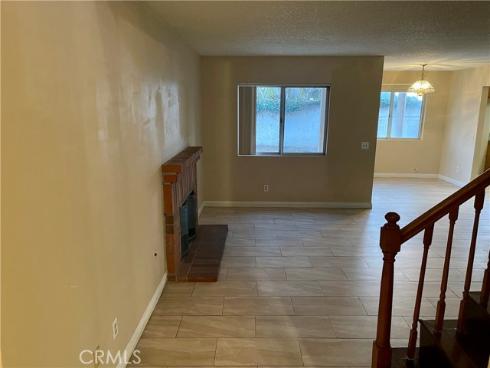 3100 Jeannie Cmn , Santa Ana, CA