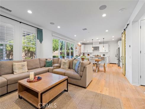 1605 E Buffalo , Santa Ana, CA